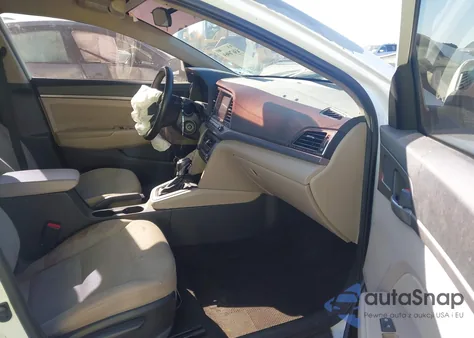 2017 Hyundai Elantra Se z USA, uszkodzony, nr VIN 5NPD84LF3HH060046